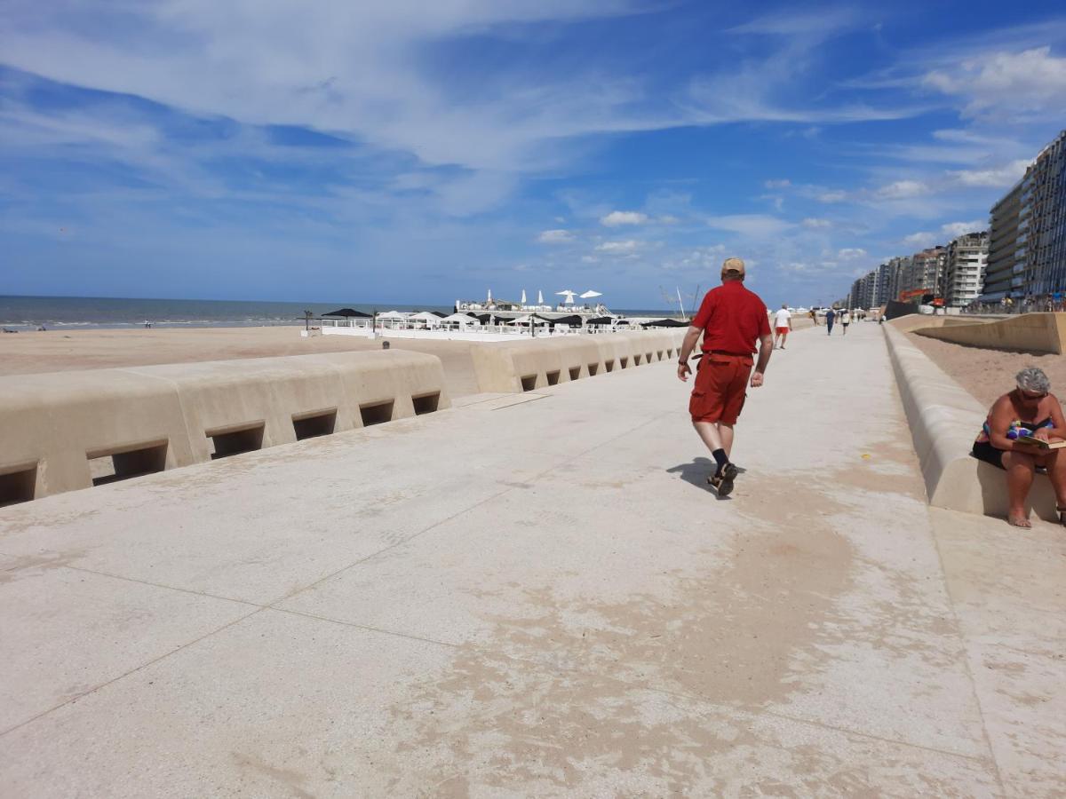 Beachstudio Westende With Sea View Middelkerke Dış mekan fotoğraf